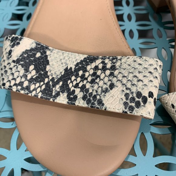 Torrid Womens Sandals Women 9W Slingback Block Heel SnakeSkin Print Faux Leather - Picture 3 of 9